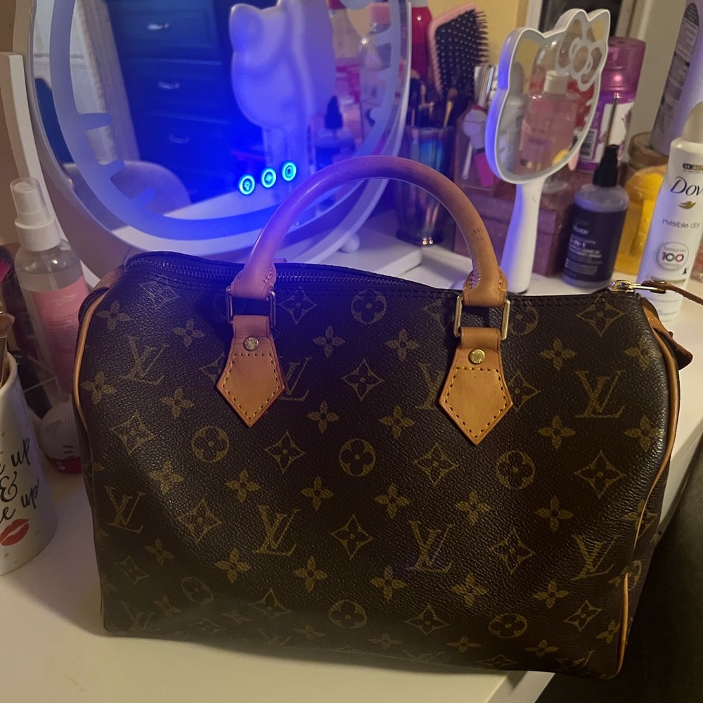 Louis Vuitton Speedy 30